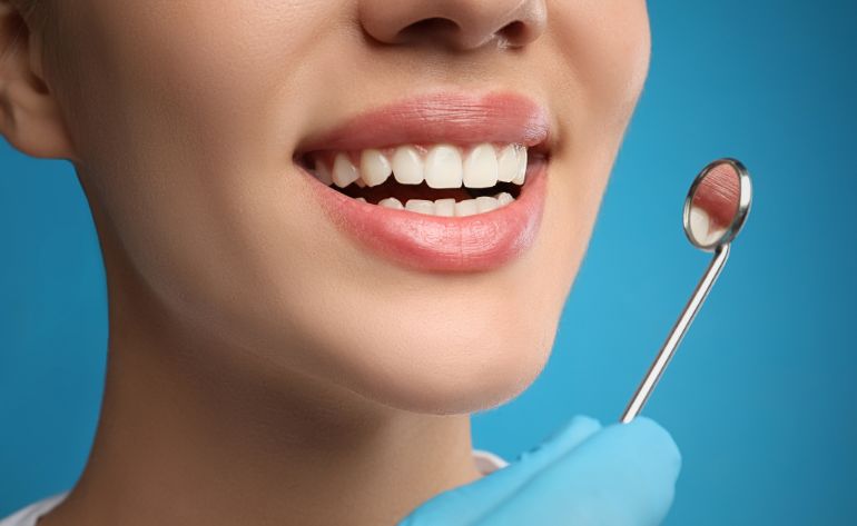 Exploring-the-benefits-of-cosmetic-dental-treatment